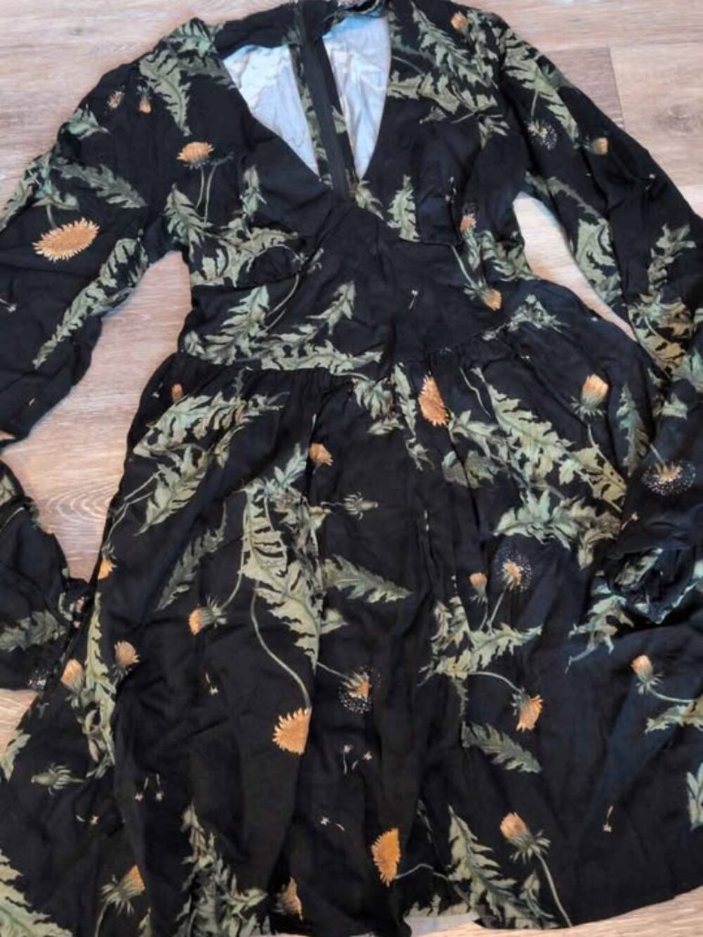 Disturbia EcoVero Dandelion Print Long Sleeve Mini Dress size us 2 new